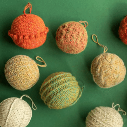 Kerstballen met draad groen 10 stuks - Top Tuincentrum Kerstballen met draad groen 10 stuks - Top Tuincentrum