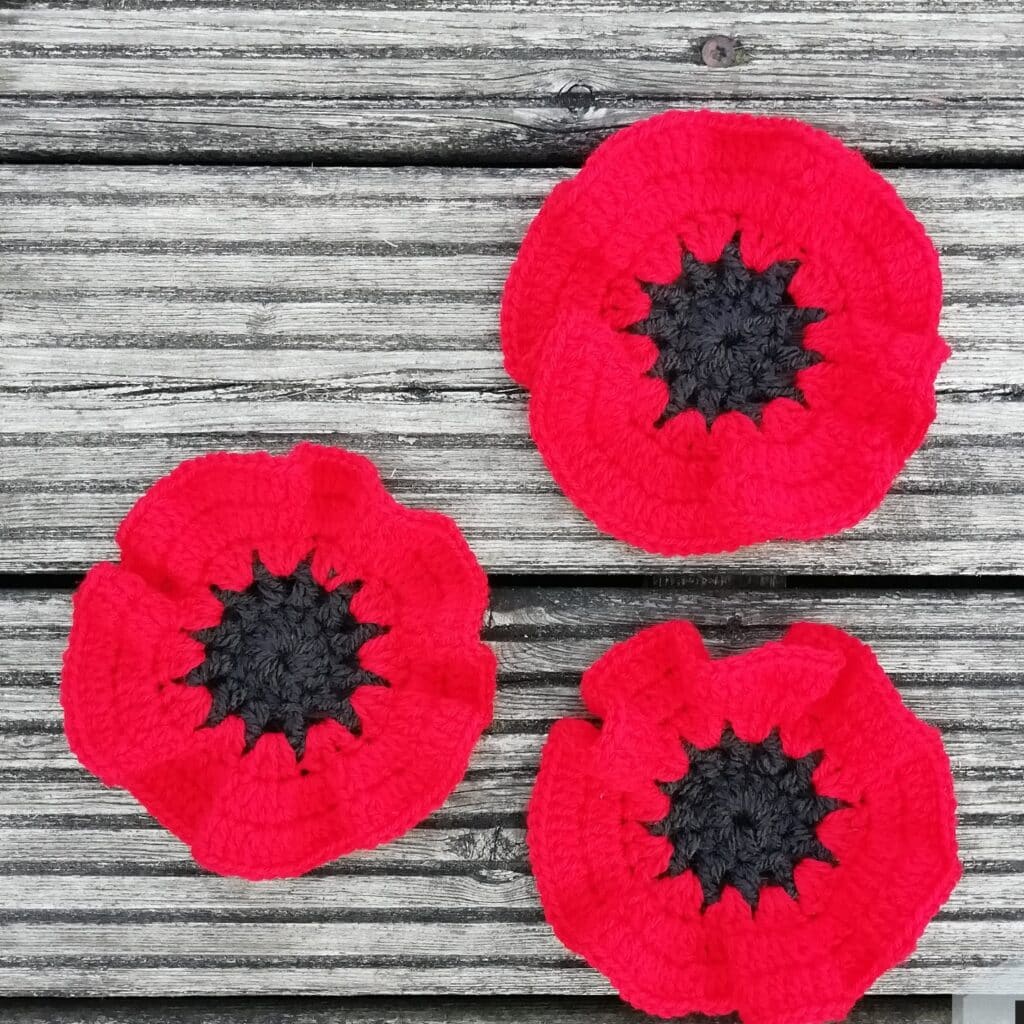 klaprozen haken 
rode poppies haakpatroon