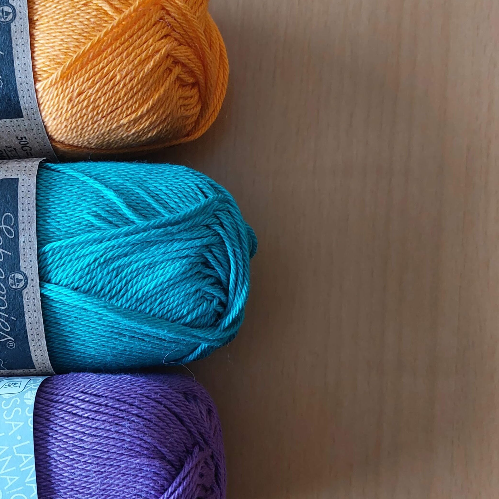 3 bollen met garen - katoen - melk katoen